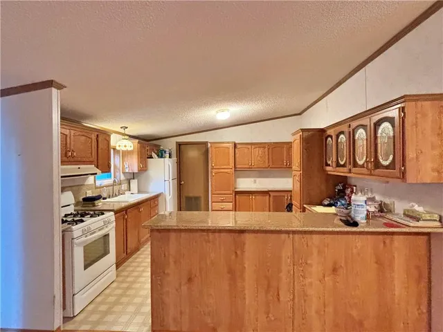 $175,000 | 203 East Washington Street, Frontenac, KS 66763