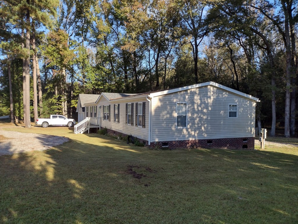 6315 Fish Road Dalzell, SC 29040 - Photo 5 of 24