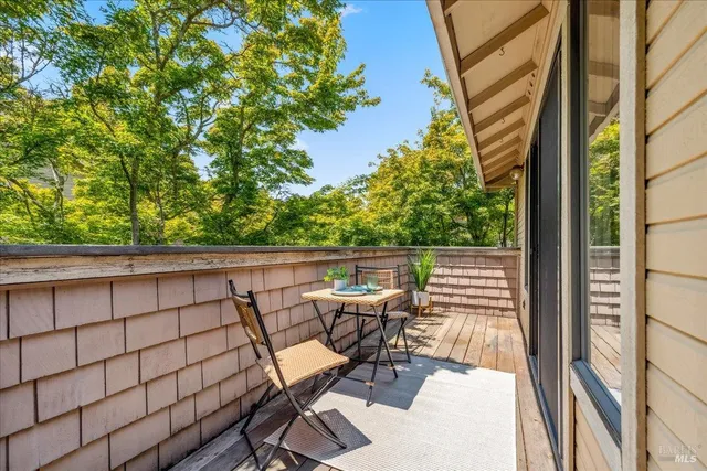 $345,000 | 106 Posada Del Sol, Novato, CA 94949