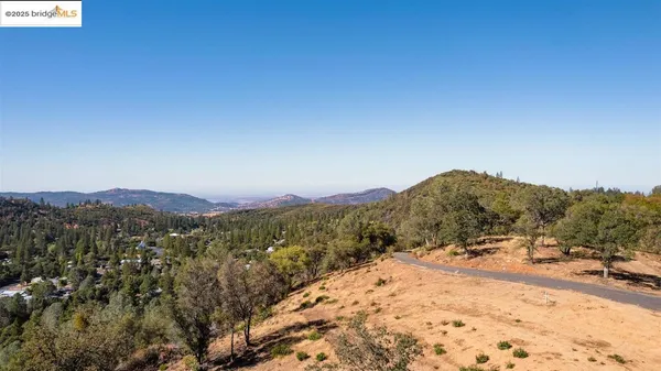 a view of a mountain