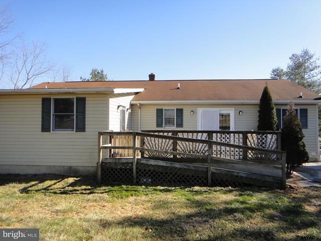 327 Clubhouse Road Delta, PA 17314 - Photo 3 of 9 Gallery Image 3