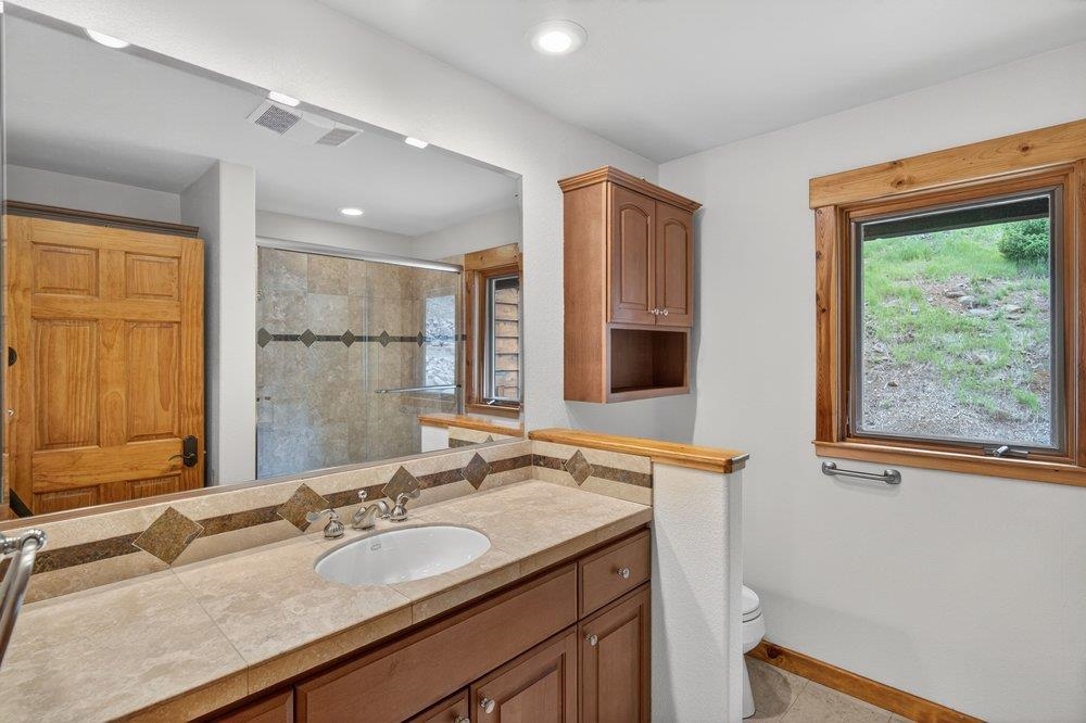 10971 Beacon Road Truckee, CA 96161 - Photo 16 of 28