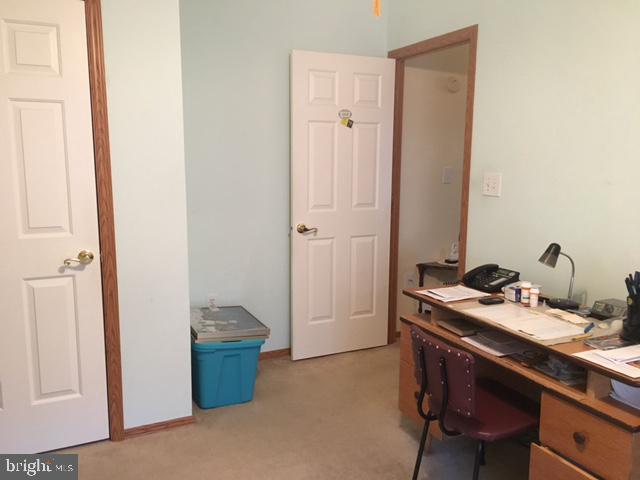 252 Runaway Road Abbottstown, PA 17301 - Photo 12 of 25 Gallery Image 12