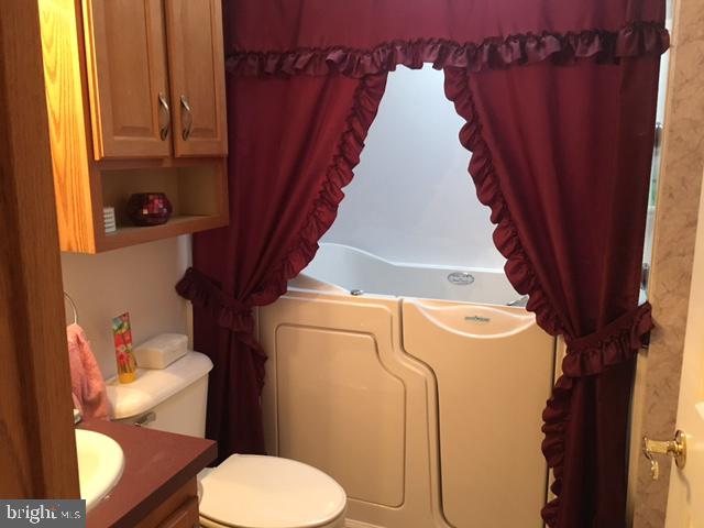 252 Runaway Road Abbottstown, PA 17301 - Photo 14 of 25 Gallery Image 14