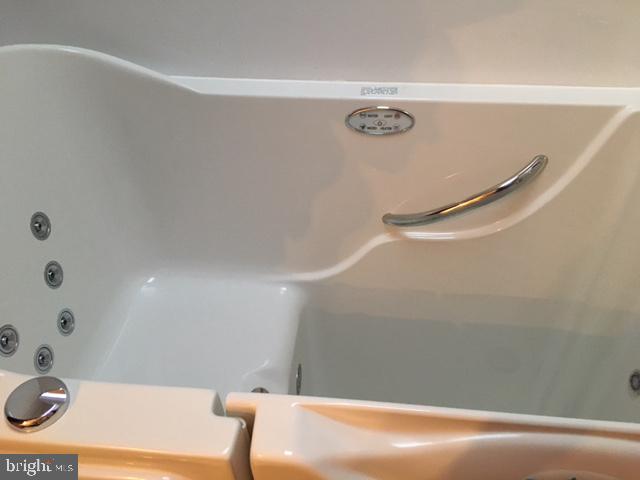 252 Runaway Road Abbottstown, PA 17301 - Photo 15 of 25 Gallery Image 15