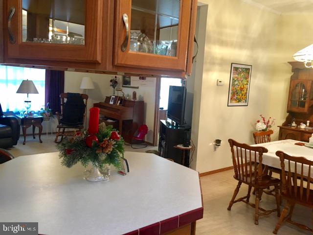 252 Runaway Road Abbottstown, PA 17301 - Photo 7 of 25 Gallery Image 7