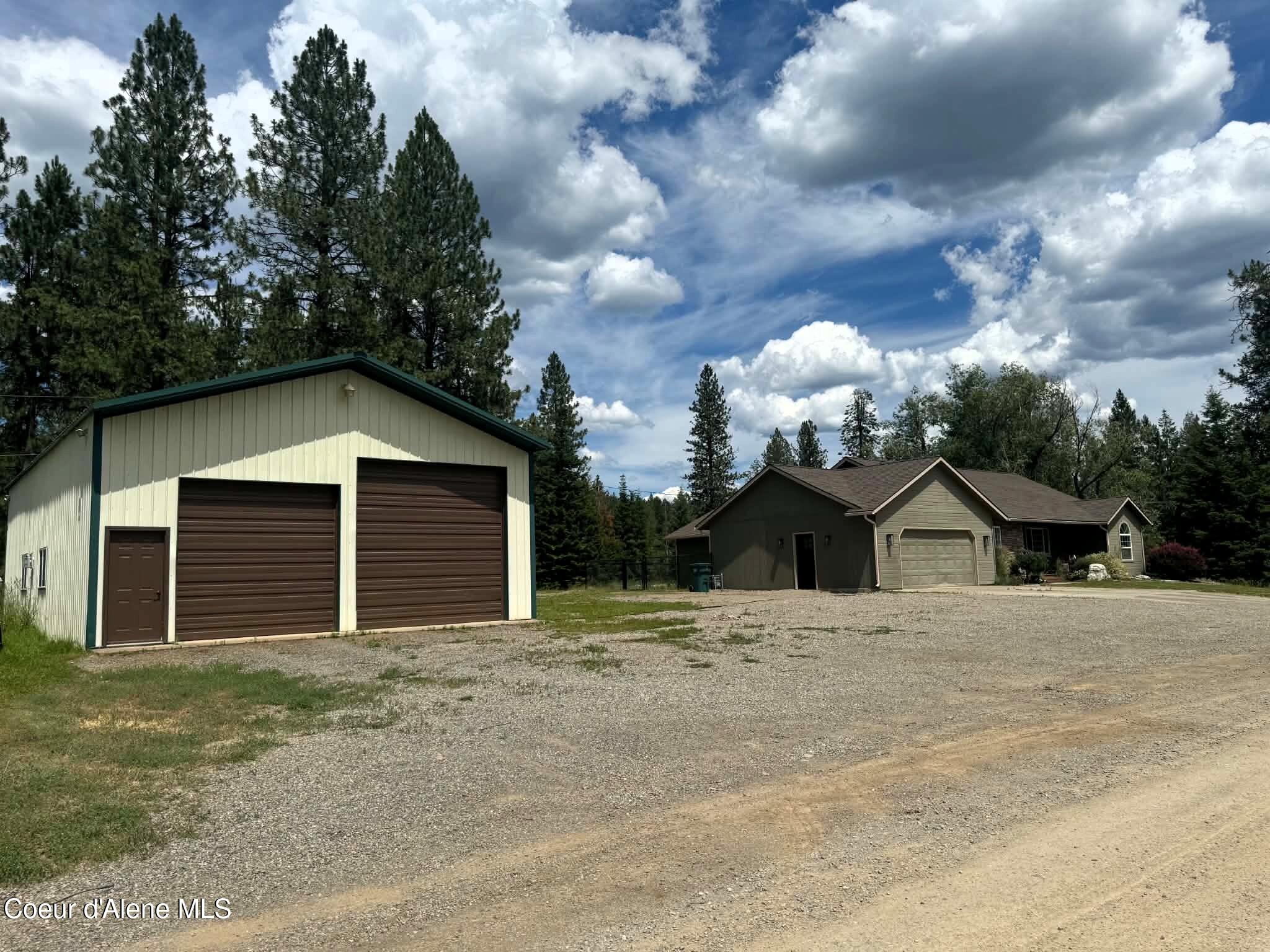 6637 East Little Joe Road Coeur D'Alene, ID 83814 - Photo 2 of 44 Front of Home / Shop