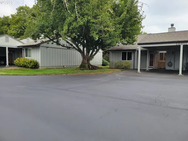 $210,000 | 13311 Northwest 10th Avenue, Vancouver, WA 98685