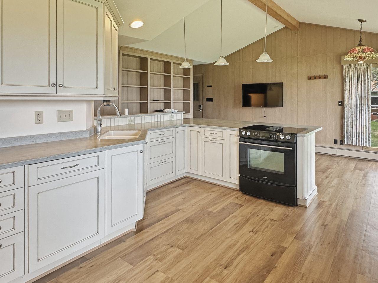 725 Lakeshore Drive Rhinelander, WI 54501 - Photo 16 of 40 Gallery Image 16