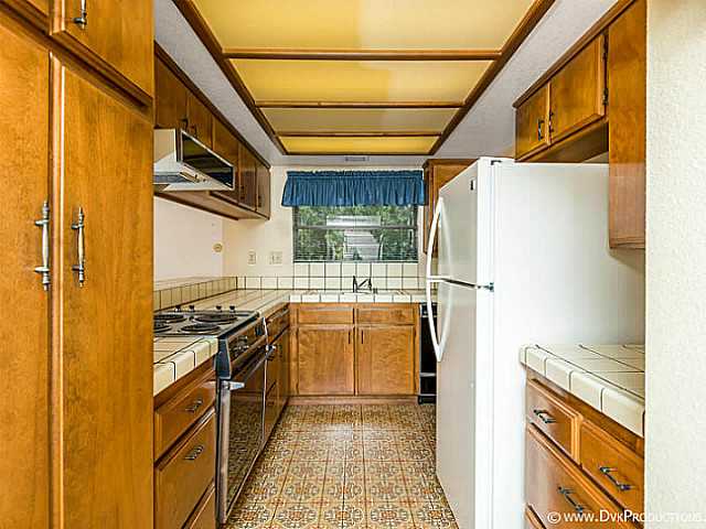 12388 Gay Rio Drive Lakeside, CA 92040 - Photo 8 of 20 Gallery Image 8