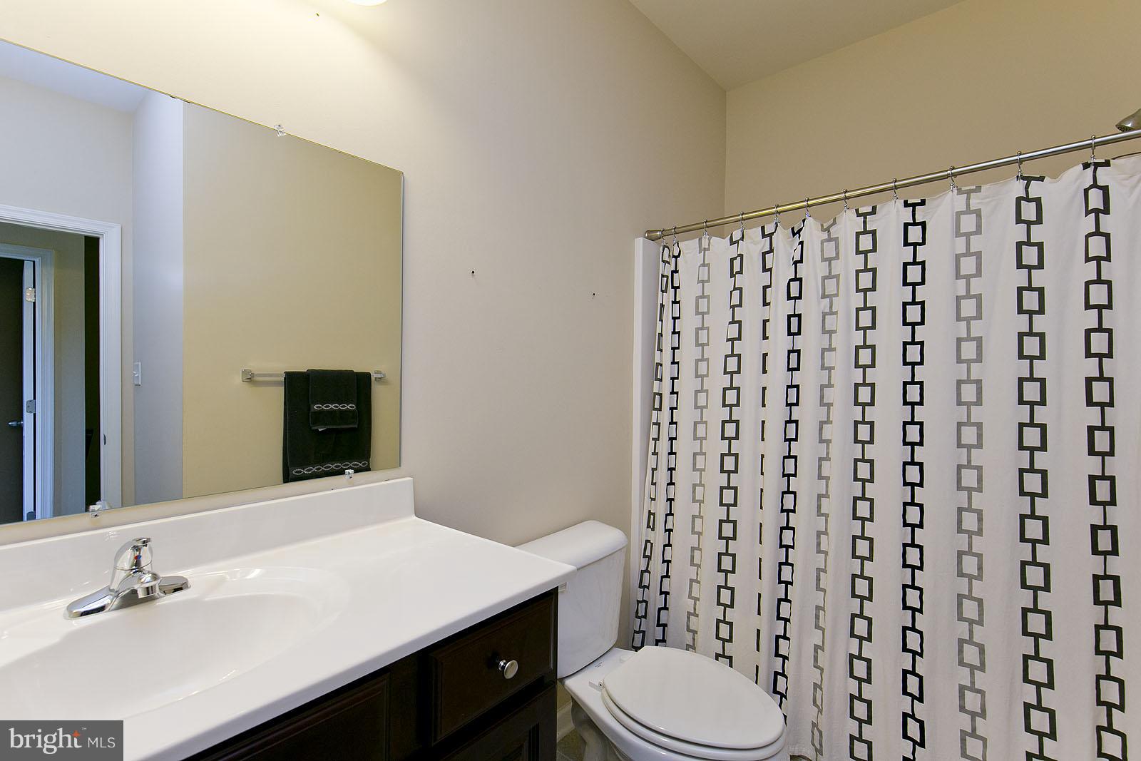 23 Ran Rue Drive Martinsburg, WV 25403 - Photo 27 of 29 Bath