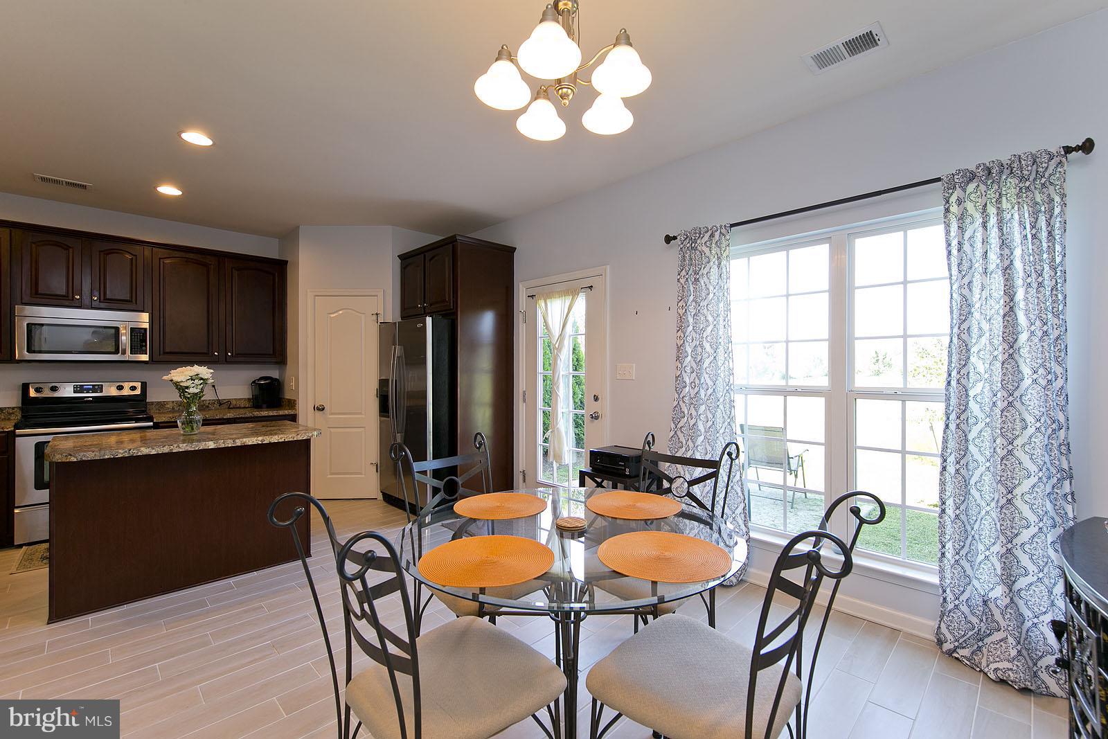 23 Ran Rue Drive Martinsburg, WV 25403 - Photo 7 of 29 Dining Room