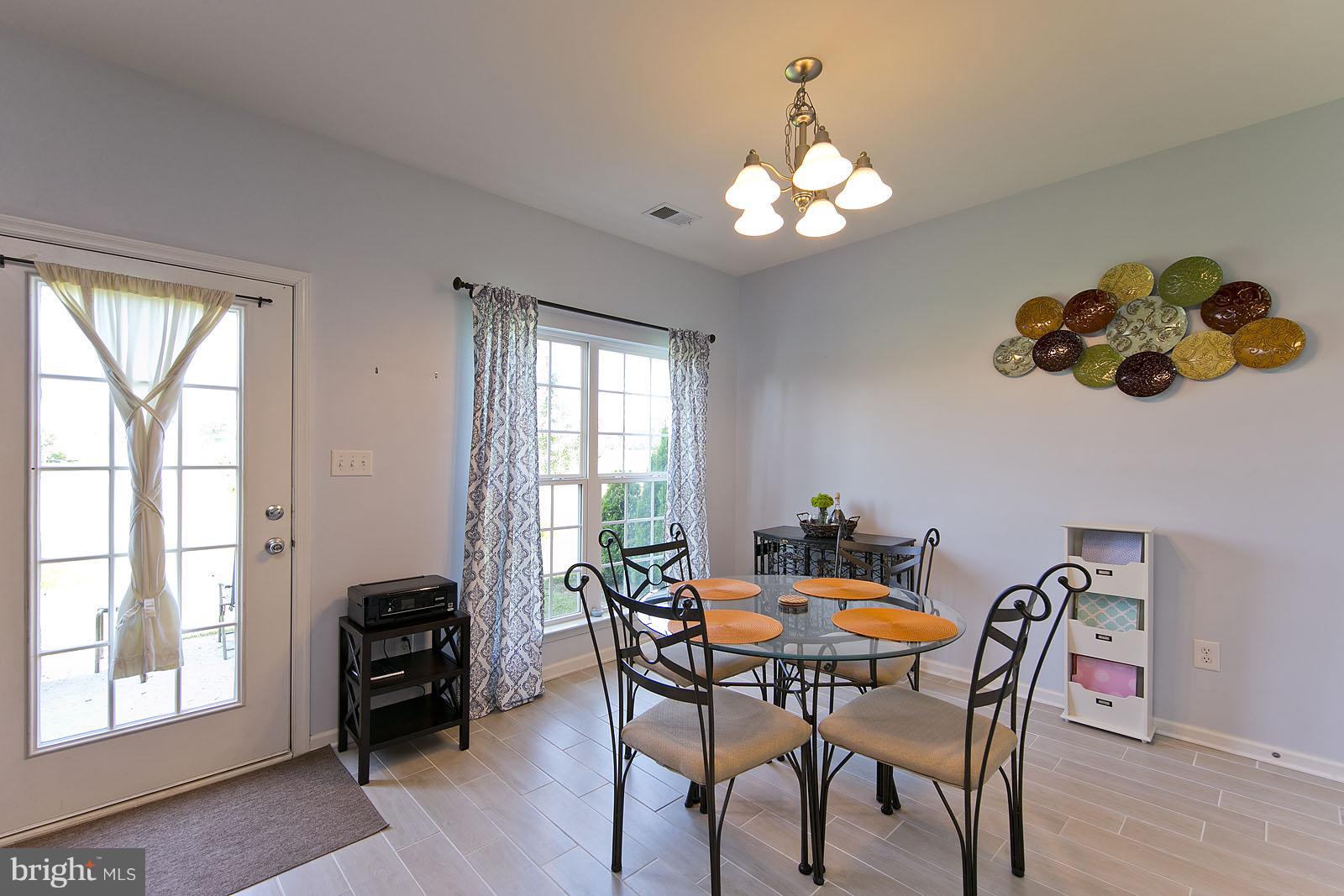 23 Ran Rue Drive Martinsburg, WV 25403 - Photo 8 of 29 Dining Room