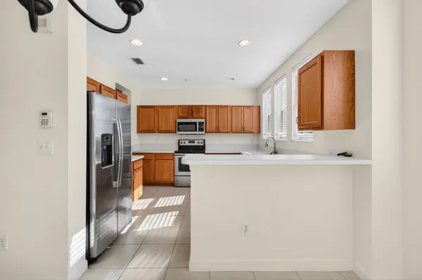 $3,795 | 770 Millbrae Court, Unit 3, West Palm Beach, FL 33401