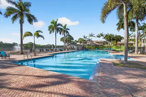 $3,795 | 770 Millbrae Court, Unit 3, West Palm Beach, FL 33401