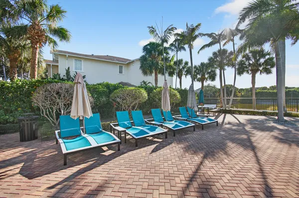 $3,795 | 770 Millbrae Court, Unit 3, West Palm Beach, FL 33401