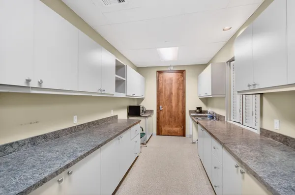 $3,795 | 770 Millbrae Court, Unit 3, West Palm Beach, FL 33401