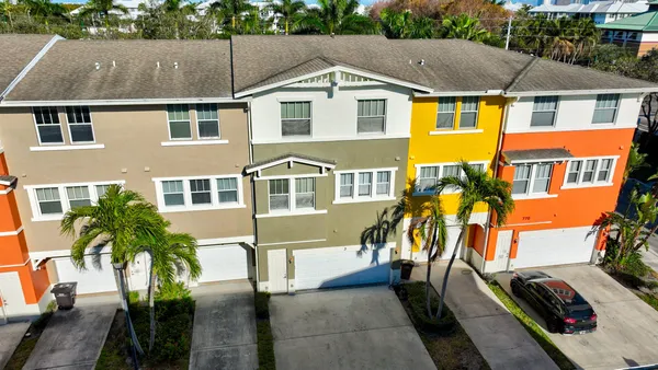 $3,795 | 770 Millbrae Court, Unit 3, West Palm Beach, FL 33401