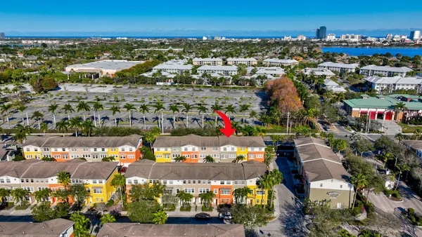 $3,795 | 770 Millbrae Court, Unit 3, West Palm Beach, FL 33401