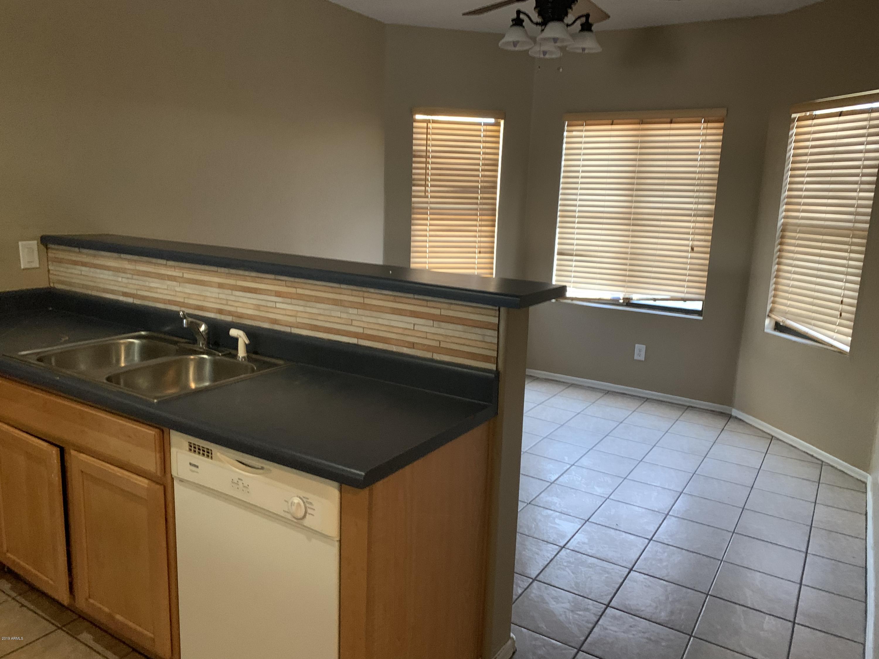 1108 West Carson Road Phoenix, AZ 85041 - Photo 28 of 33 IMG_3305