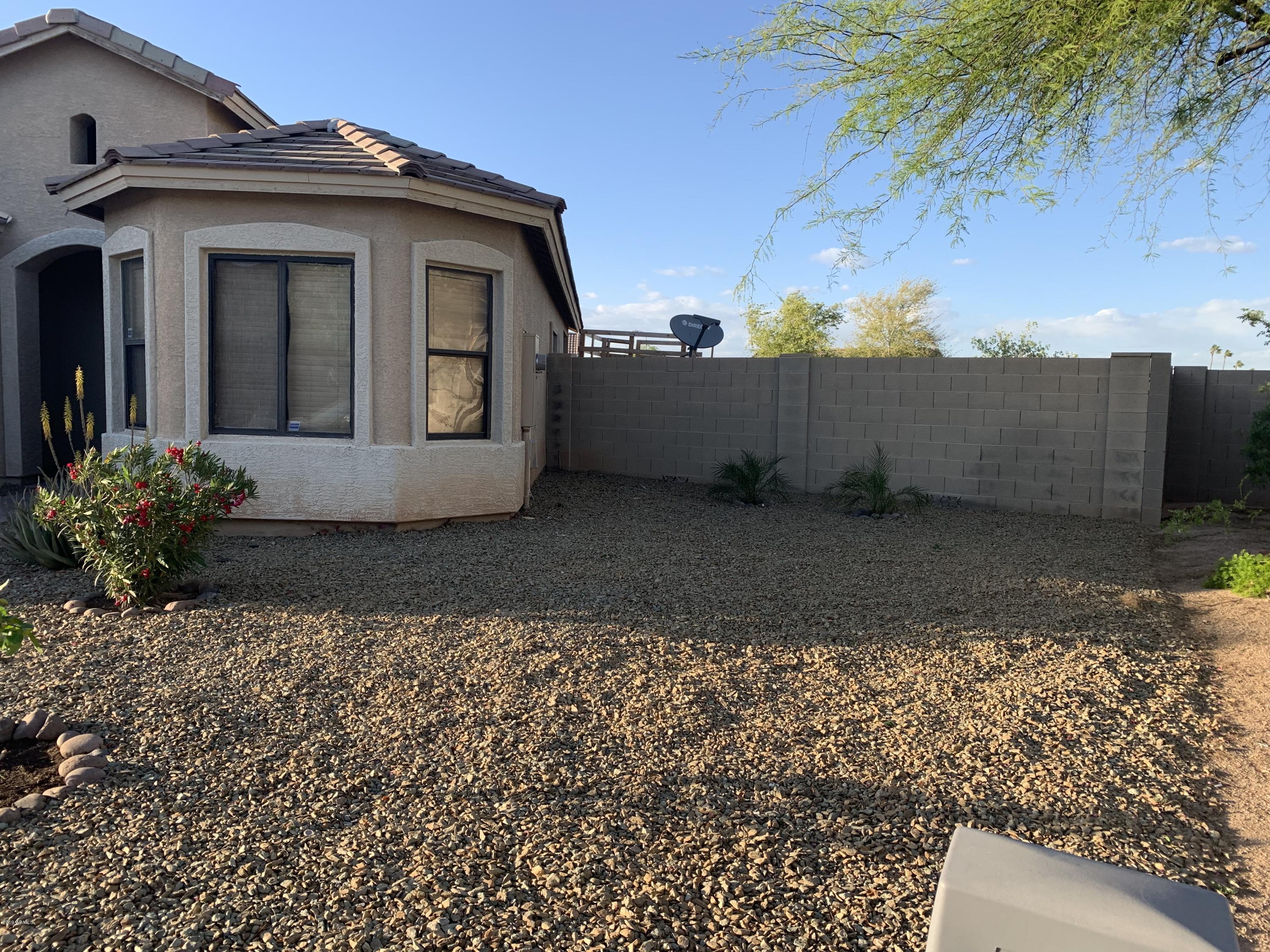 1108 West Carson Road Phoenix, AZ 85041 - Photo 5 of 33 IMG_3298