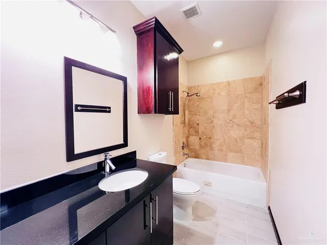 $205,000 | 217 Robin Avenue, McAllen, TX 78504