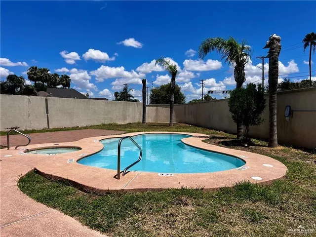 $205,000 | 217 Robin Avenue, McAllen, TX 78504