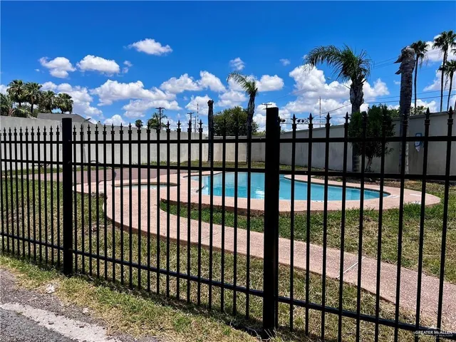 $205,000 | 217 Robin Avenue, McAllen, TX 78504