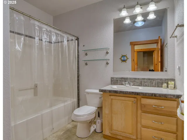 $524,900 | 32673 Pittsburg Road, St. Helens, OR 97051