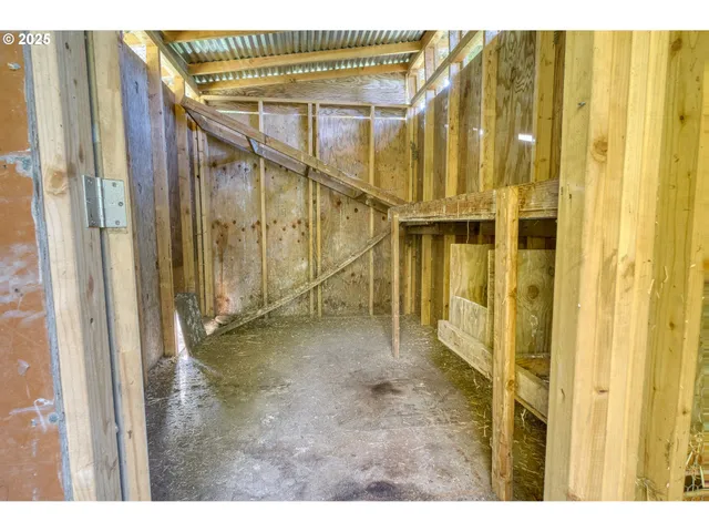 $524,900 | 32673 Pittsburg Road, St. Helens, OR 97051