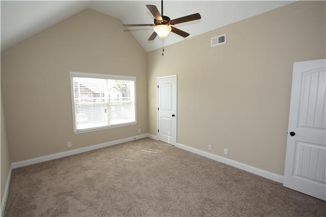 2430 Pea Ridge Road Clarksville, TN 37040 - Photo 4 of 18