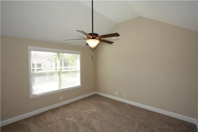 2430 Pea Ridge Road Clarksville, TN 37040 - Photo 5 of 18