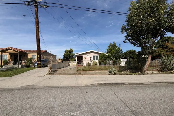 $725,000 | 4081 Broadway Avenue, Huntington Park, CA 90255