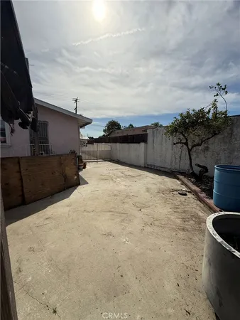 $725,000 | 4081 Broadway Avenue, Huntington Park, CA 90255