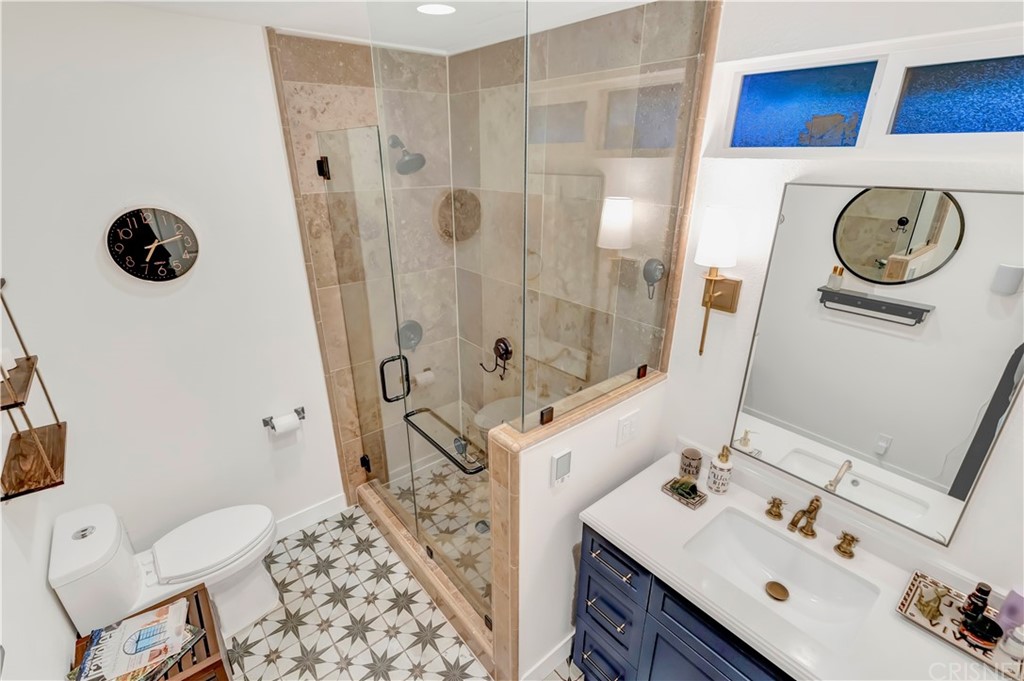 6720 Kurl Way Reseda, CA 91335 - Photo 14 of 40 Master Bath-heated tile floor