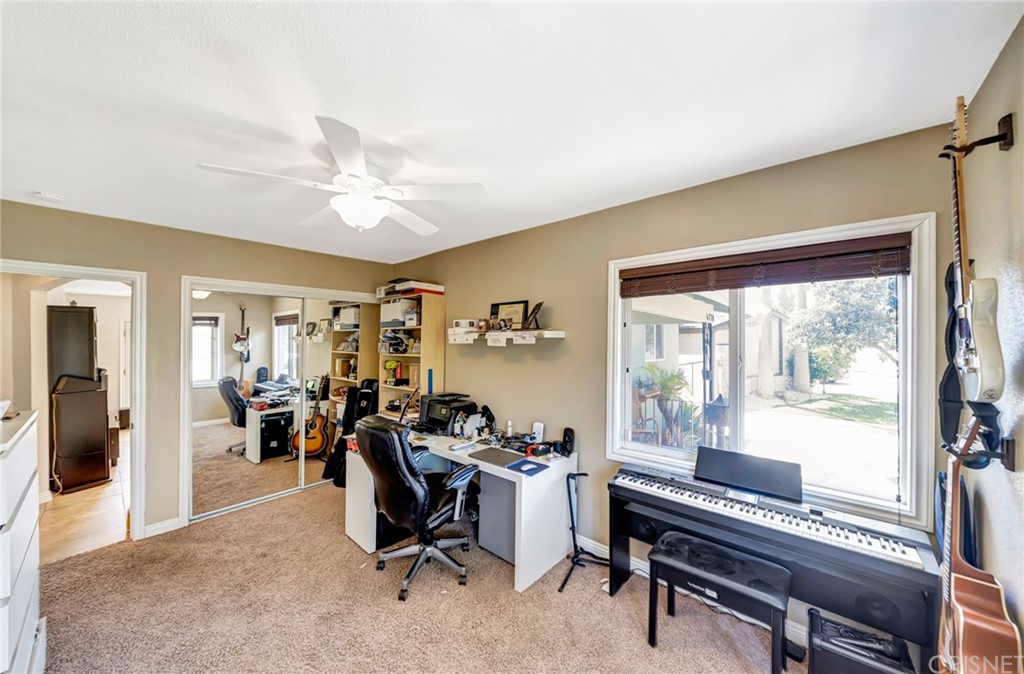 6720 Kurl Way Reseda, CA 91335 - Photo 24 of 40 a view of a livingroom with workspace and a window