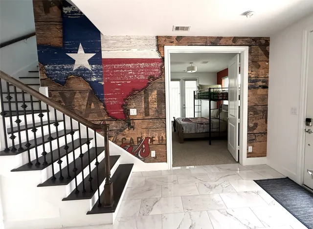 $6,000 | 2506 McKinney Street, Houston, TX 77003