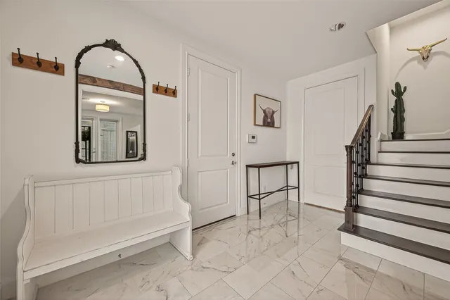 $6,000 | 2506 McKinney Street, Houston, TX 77003