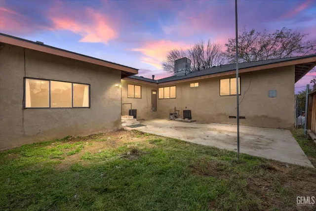 $310,000 | Undisclosed Address, Bakersfield, CA 93305