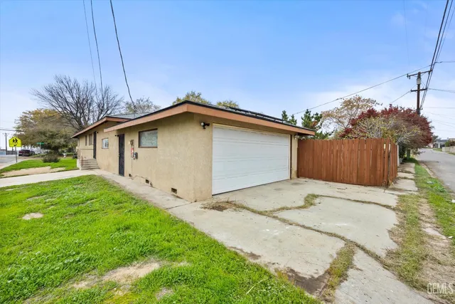 $310,000 | Undisclosed Address, Bakersfield, CA 93305