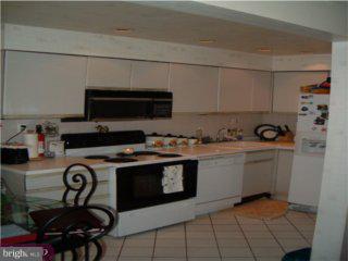 1602 Ashurst Road Philadelphia, PA 19151 - Photo 3 of 6 Gallery Image 3