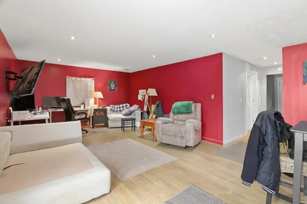 $239,900 | 3220 North Huntington Road, Marion, IN 46952