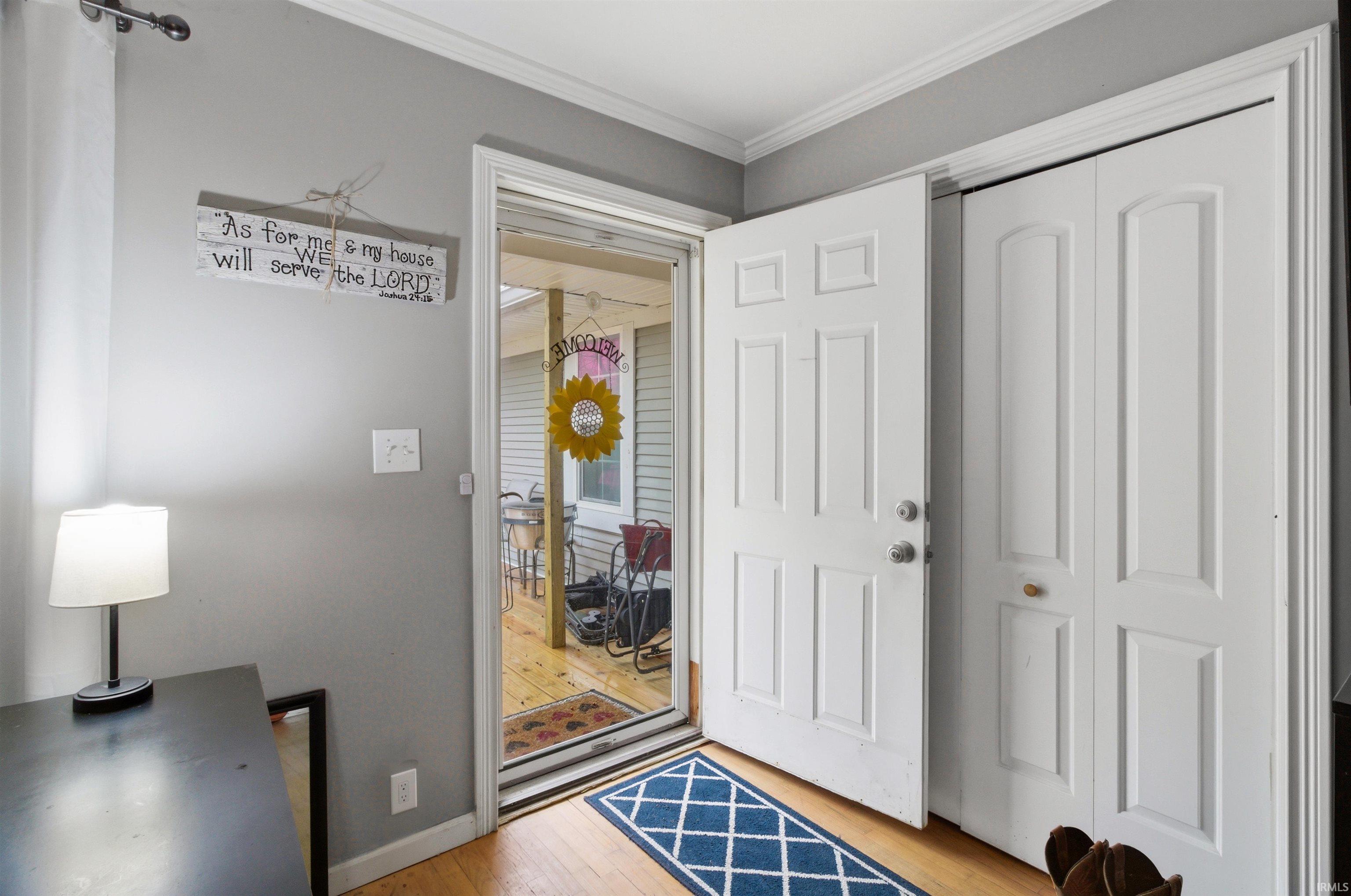 3220 North Huntington Road Marion, IN 46952 - Photo 2 of 29