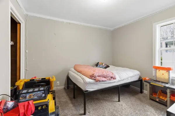 $239,900 | 3220 North Huntington Road, Marion, IN 46952