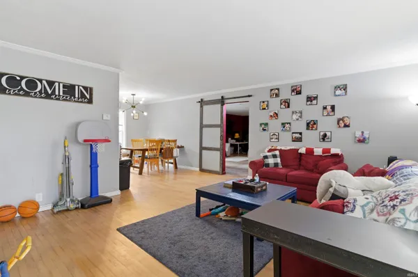 $239,900 | 3220 North Huntington Road, Marion, IN 46952