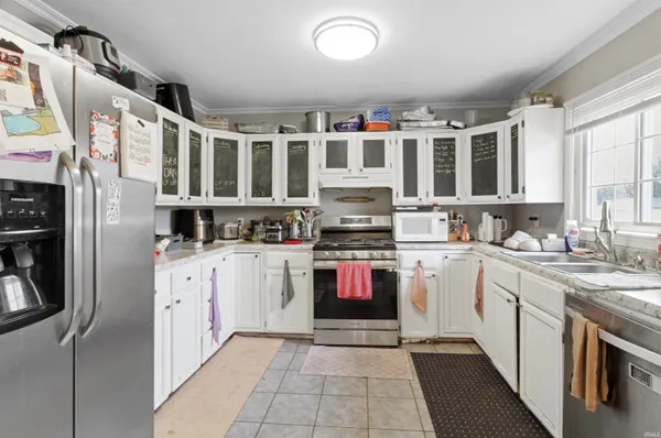 $239,900 | 3220 North Huntington Road, Marion, IN 46952