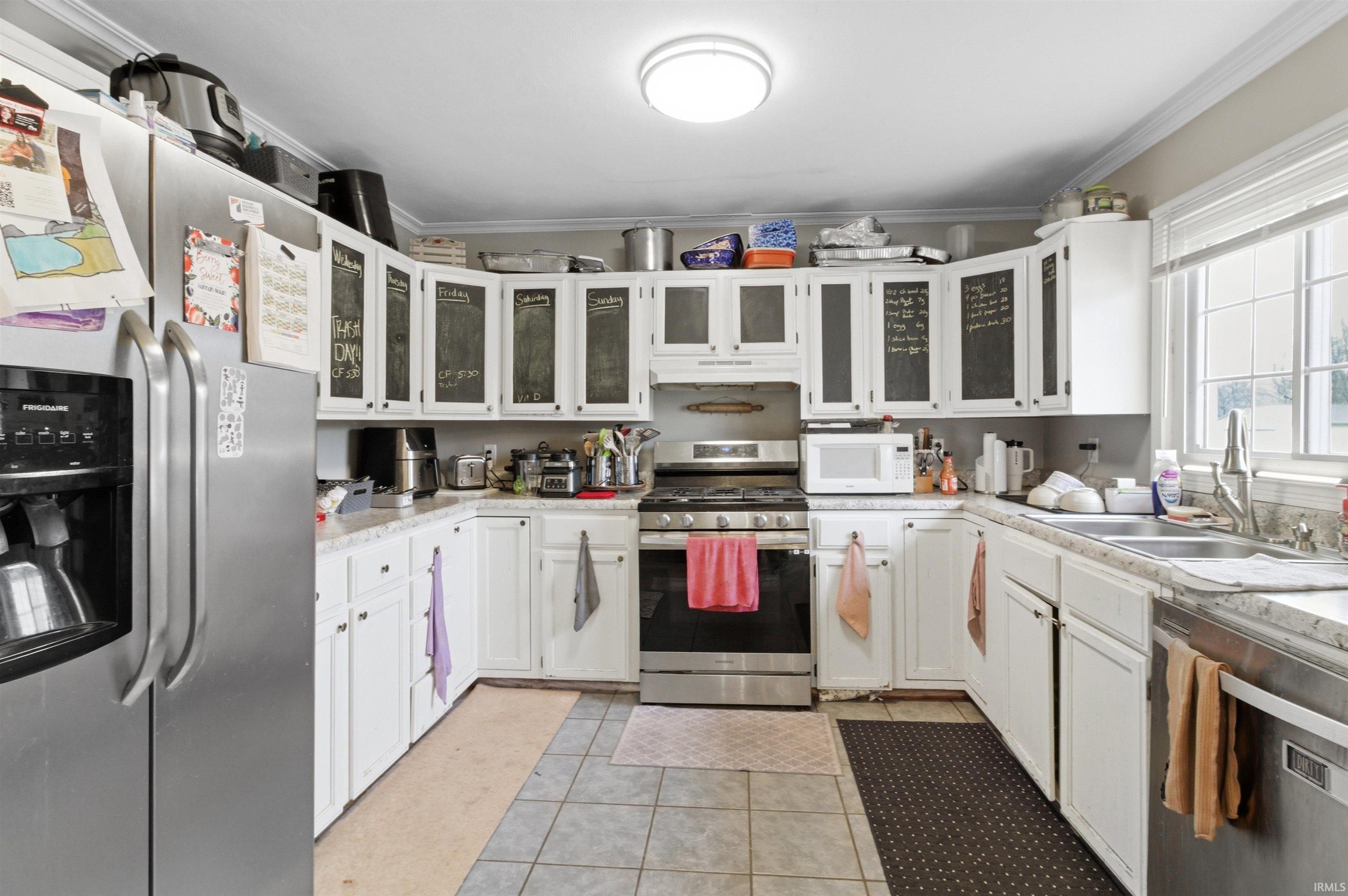 3220 North Huntington Road Marion, IN 46952 - Photo 7 of 29