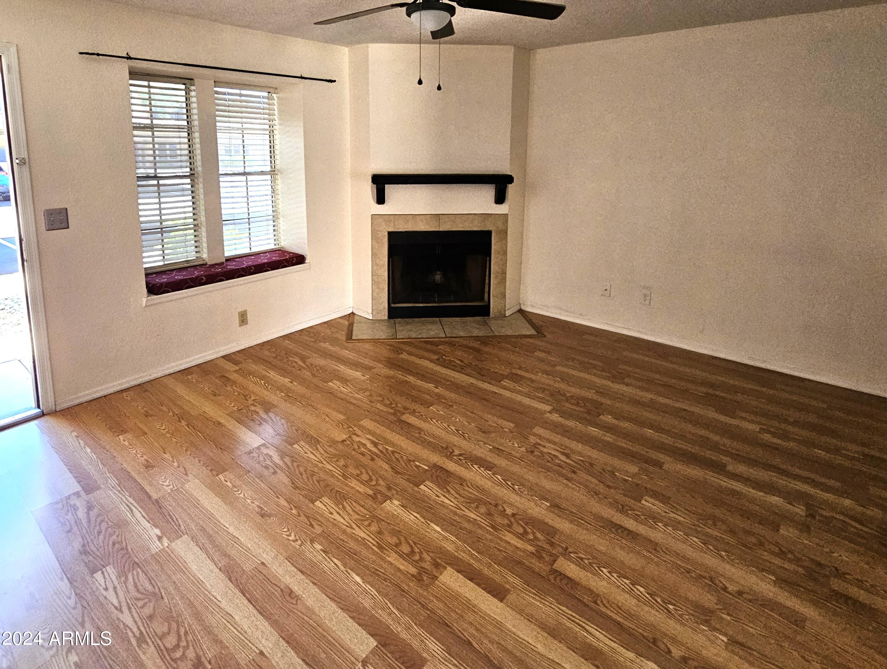 7977 West Wacker Road, Unit 263 Peoria, AZ 85381 - Photo 5 of 9 20240410_122458