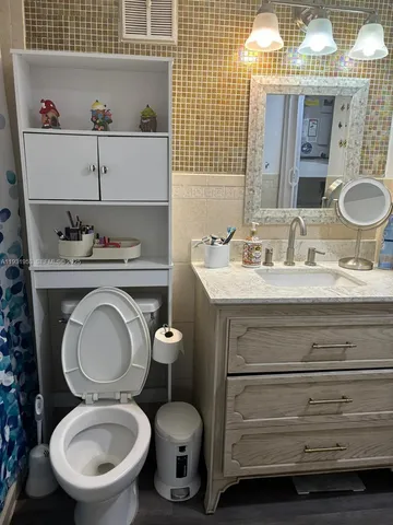 $2,000 | 6740 Northwest 175th Lane, Unit G20, Hialeah, FL 33015