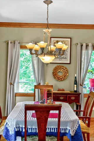 $710,000 | 4 Bernay Court, Cary, IL 60013